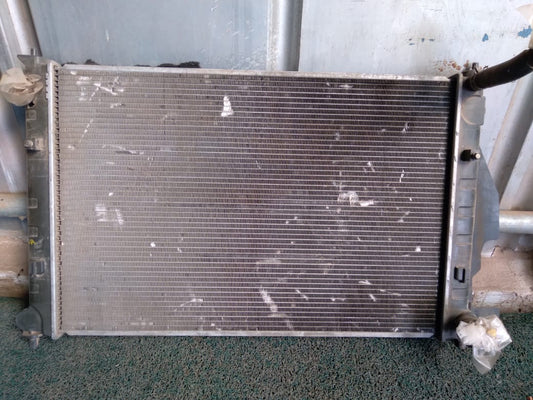 Radiador de agua Mazda MPV