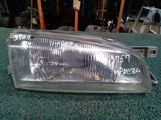 Farol Impreza 1998 RH